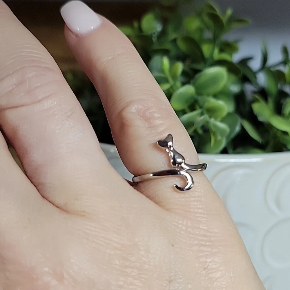 ADJUSTABLE CAT RING